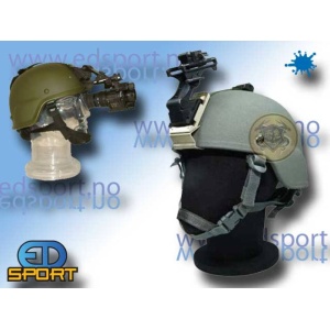 Hjelm med  NVG Mount